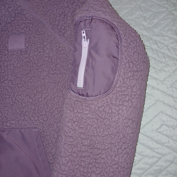 Under Armour Lavender Sherpa Quarter-Zip Sz M VGUC - Picture 3 of 4